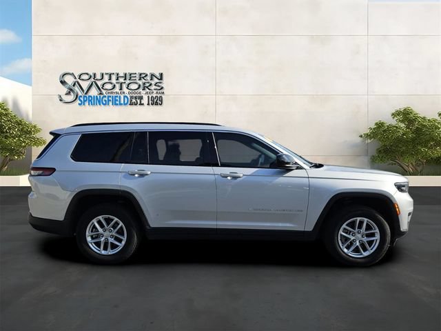 Used 2025 Jeep Grand Cherokee L Laredo w/ Luxury Tech Group I RWD image 6