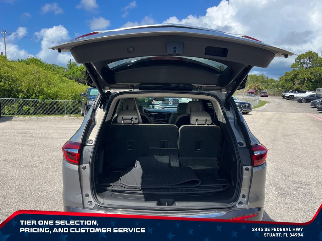 Used 2018 Buick Enclave Premium FWD image 10