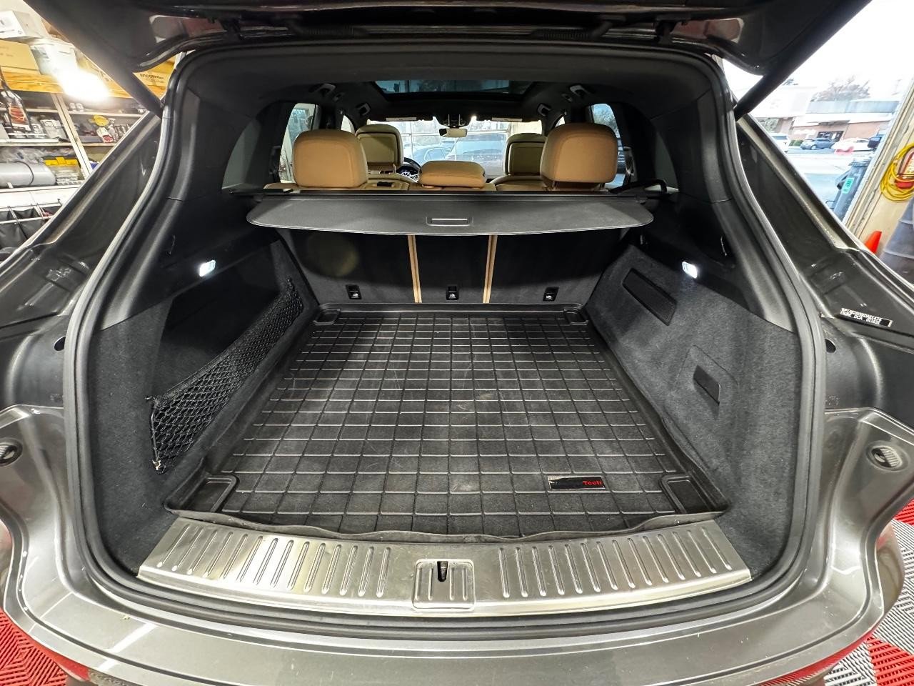 Used 2019 Porsche Cayenne S image 11