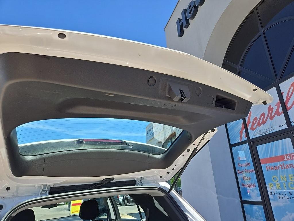 Used 2023 Chevrolet Equinox LS FWD image 74