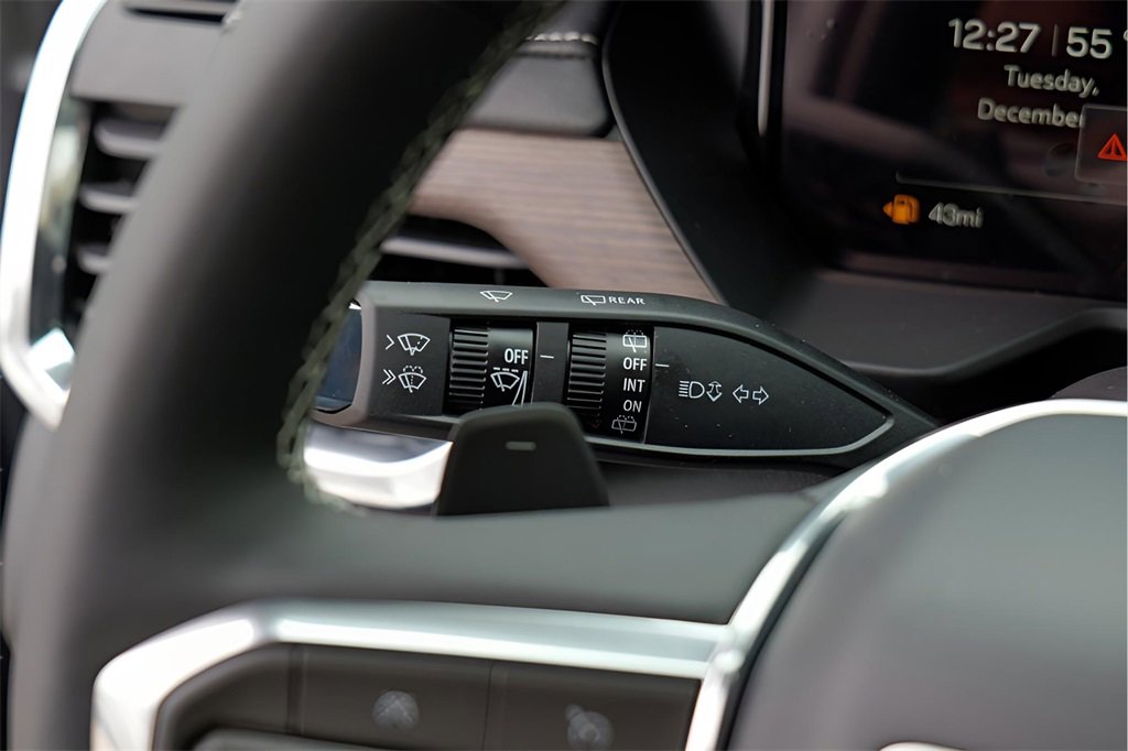 New 2026 GMC Acadia Denali w/ Super Cruise Package image 17