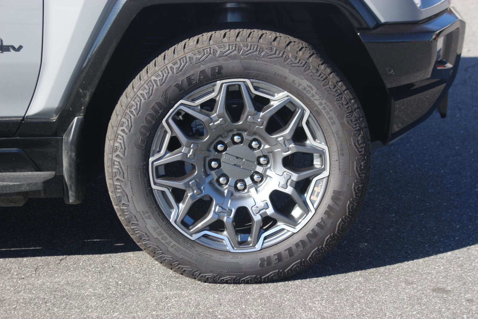 New 2025 GMC Hummer EV 3X image 20