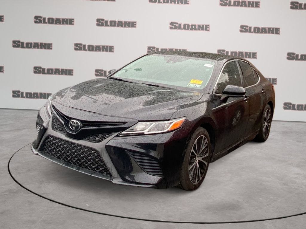 Used 2019 Toyota Camry SE
