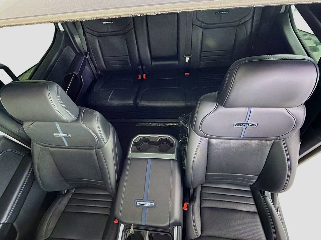 New 2025 Ford F350 Platinum w/ FX4 Off-Road Package image 14