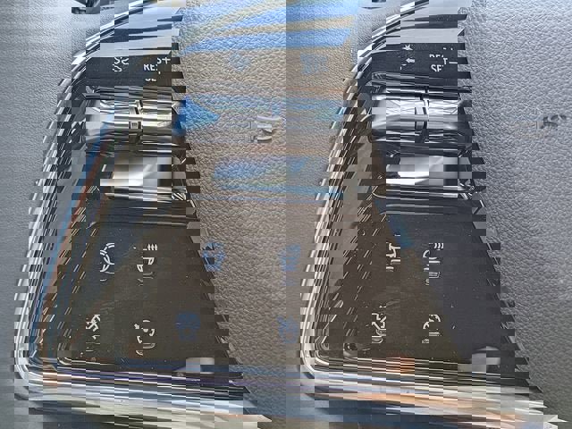 New 2026 Cadillac Lyriq Luxury image 27