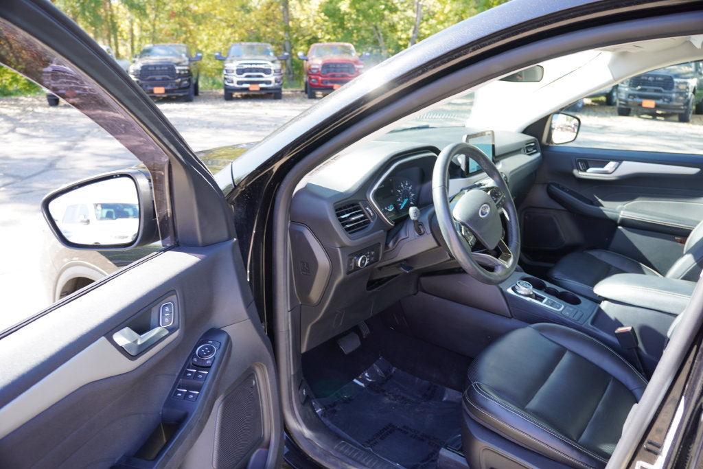 Used 2022 Ford Escape SEL AWD/4WD image 14