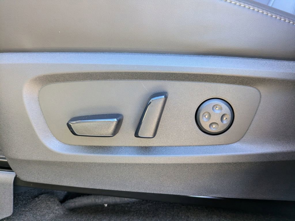 New 2026 INFINITI QX60 Sport w/ Dark Cargo Package image 22