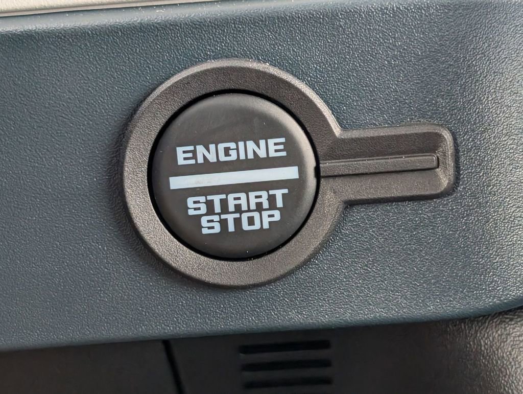 New 2025 Ford Bronco Heritage Edition image 38