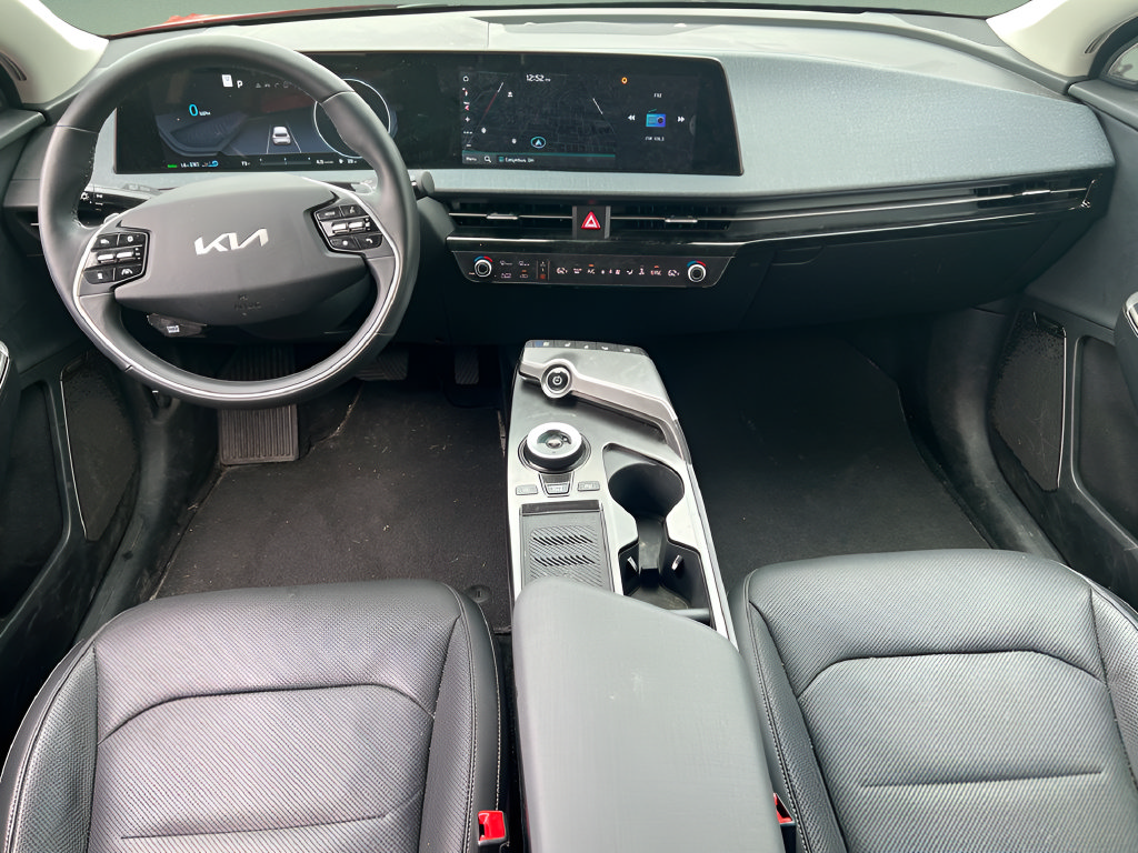 Used 2024 Kia EV6 Wind w/ Wind Technology Package AWD/4WD image 18