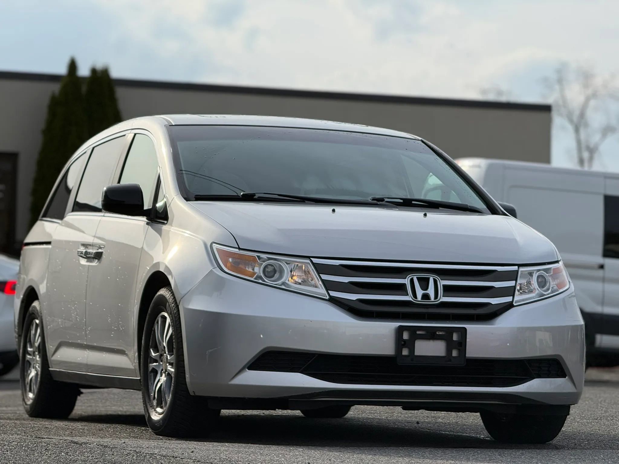 Used 2012 Honda Odyssey EX-L image 3