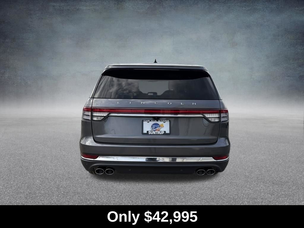 Used 2023 Lincoln Aviator Reserve image 4