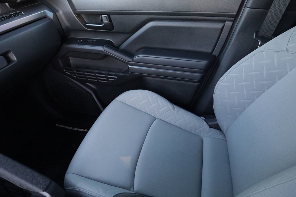 Used 2024 Toyota Tacoma SR5 RWD image 13