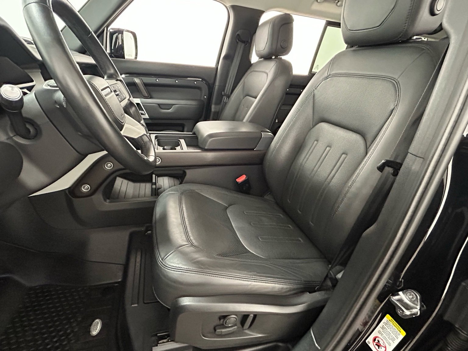 Used 2020 Land Rover Defender 110 HSE image 29