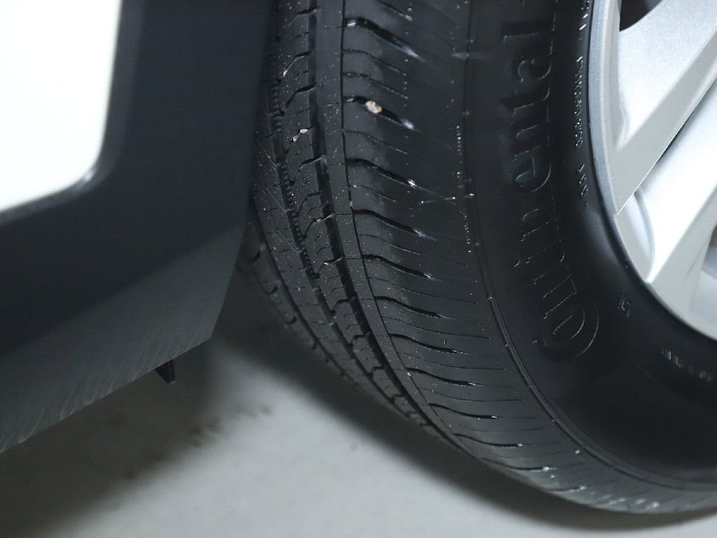 Used 2025 Buick Envista Preferred image 36