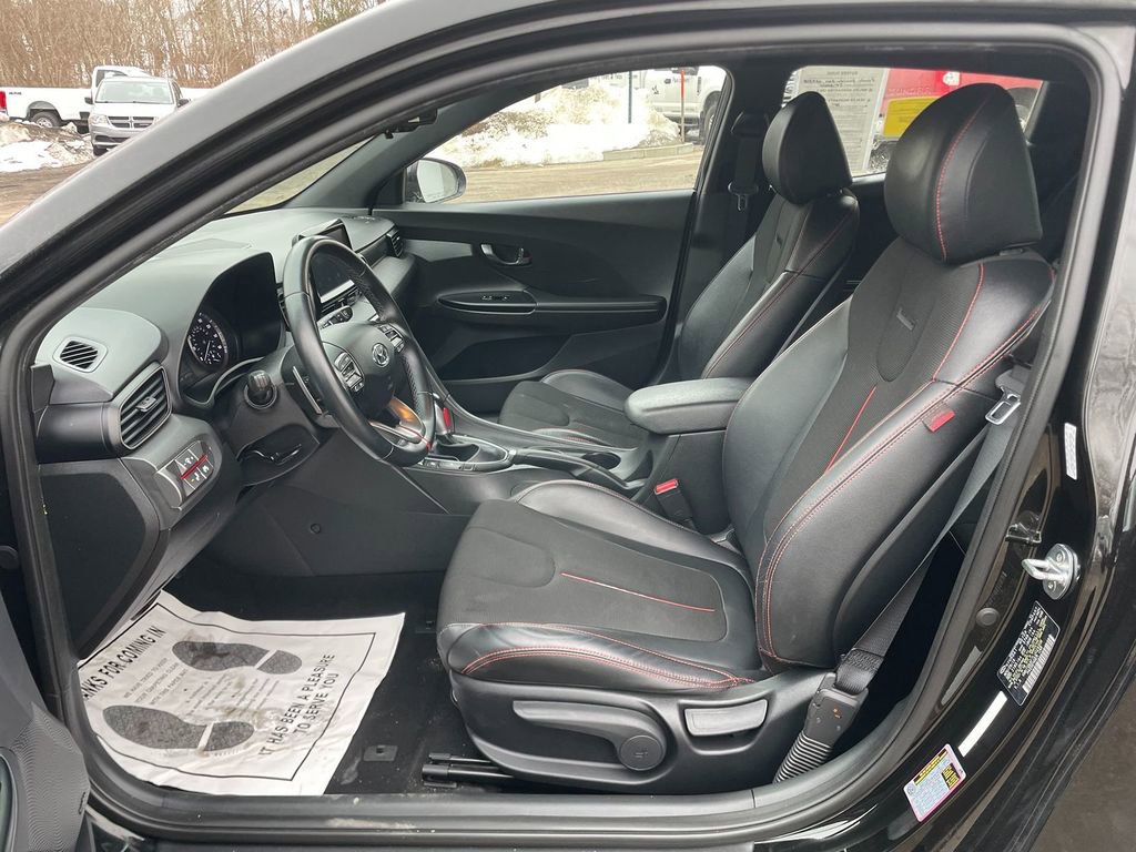 Used 2020 Hyundai Veloster 2.0 Premium FWD image 12