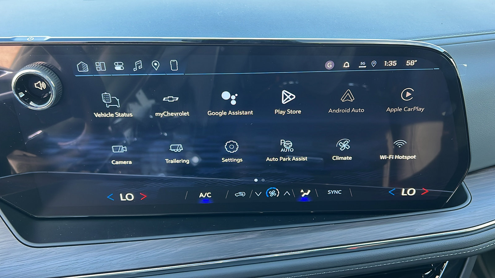 New 2026 Chevrolet Suburban LS image 23