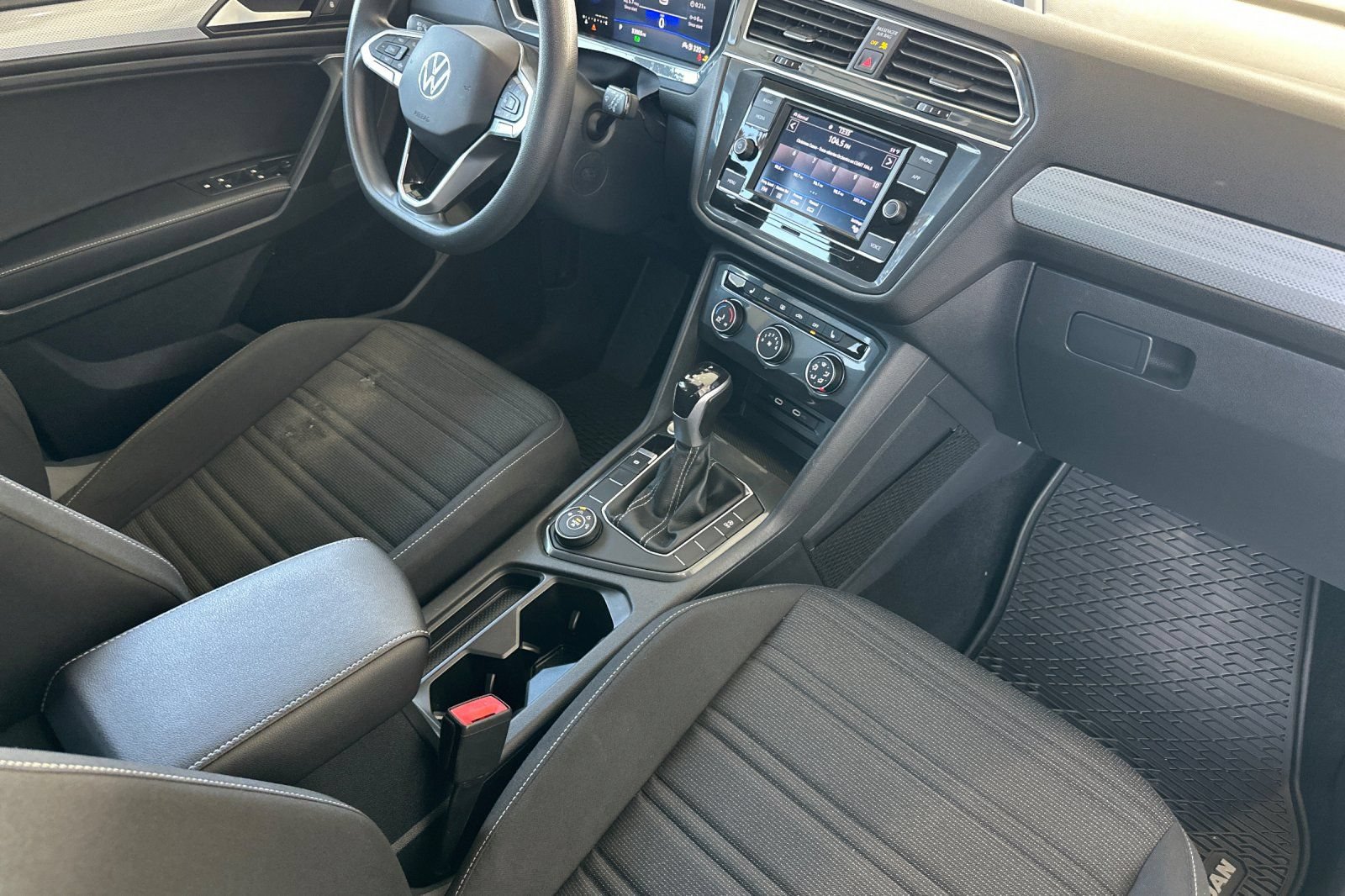 Used 2022 Volkswagen Tiguan S AWD/4WD image 15