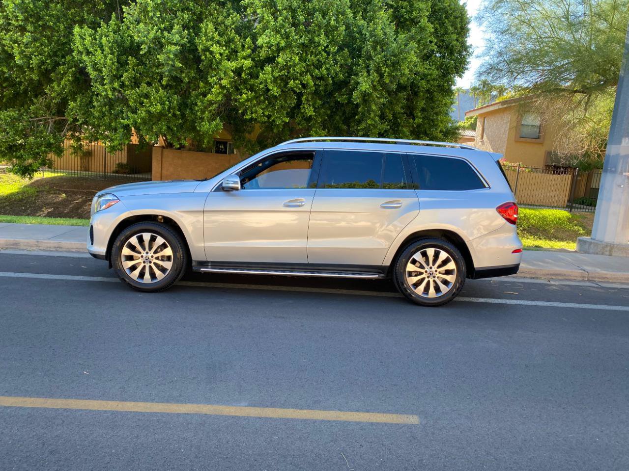 Used 2019 Mercedes-Benz GLS 450 4MATIC image 82