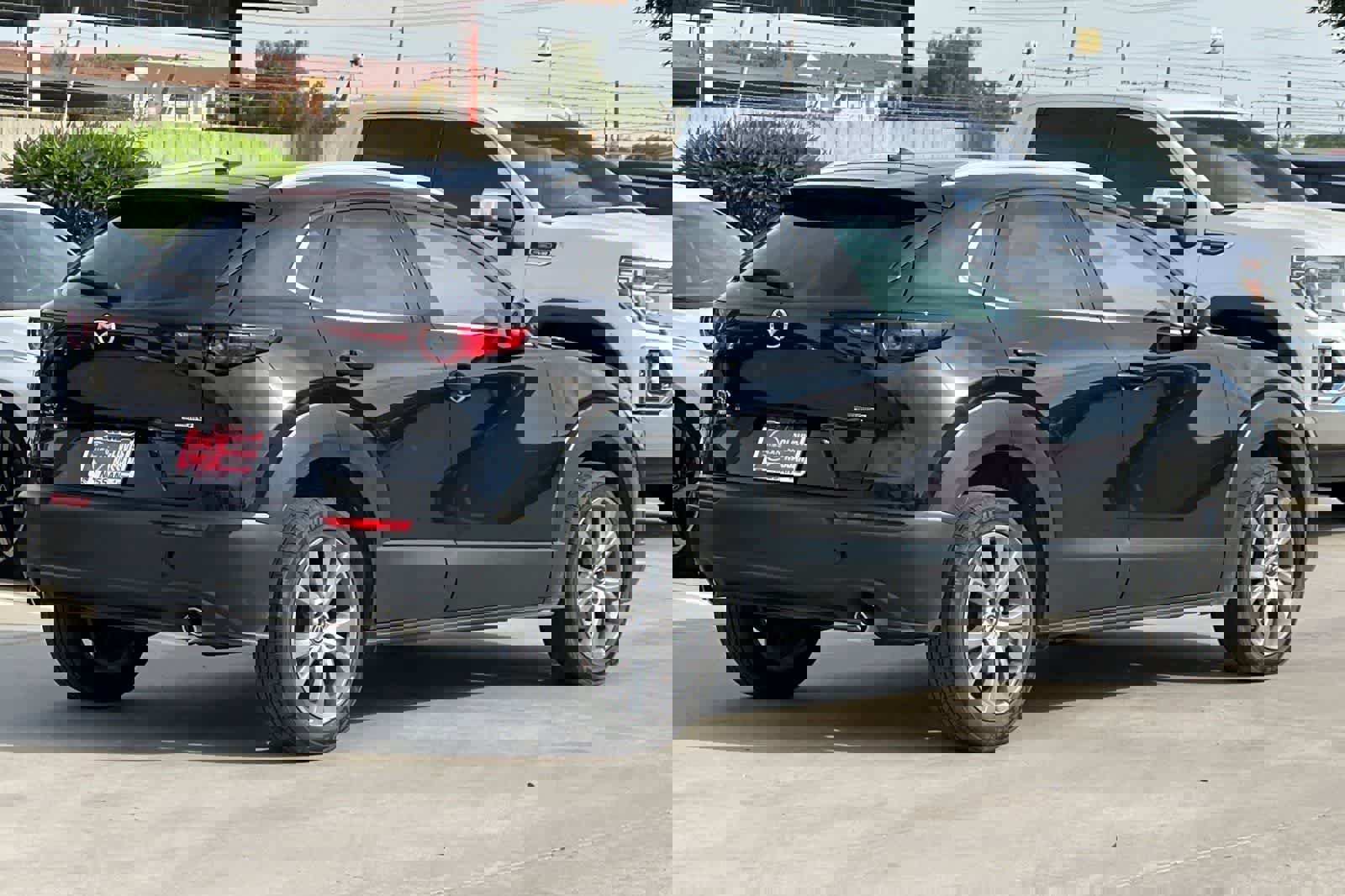 Used 2024 MAZDA CX-30 AWD 2.5 S w/ Premium Package image 3