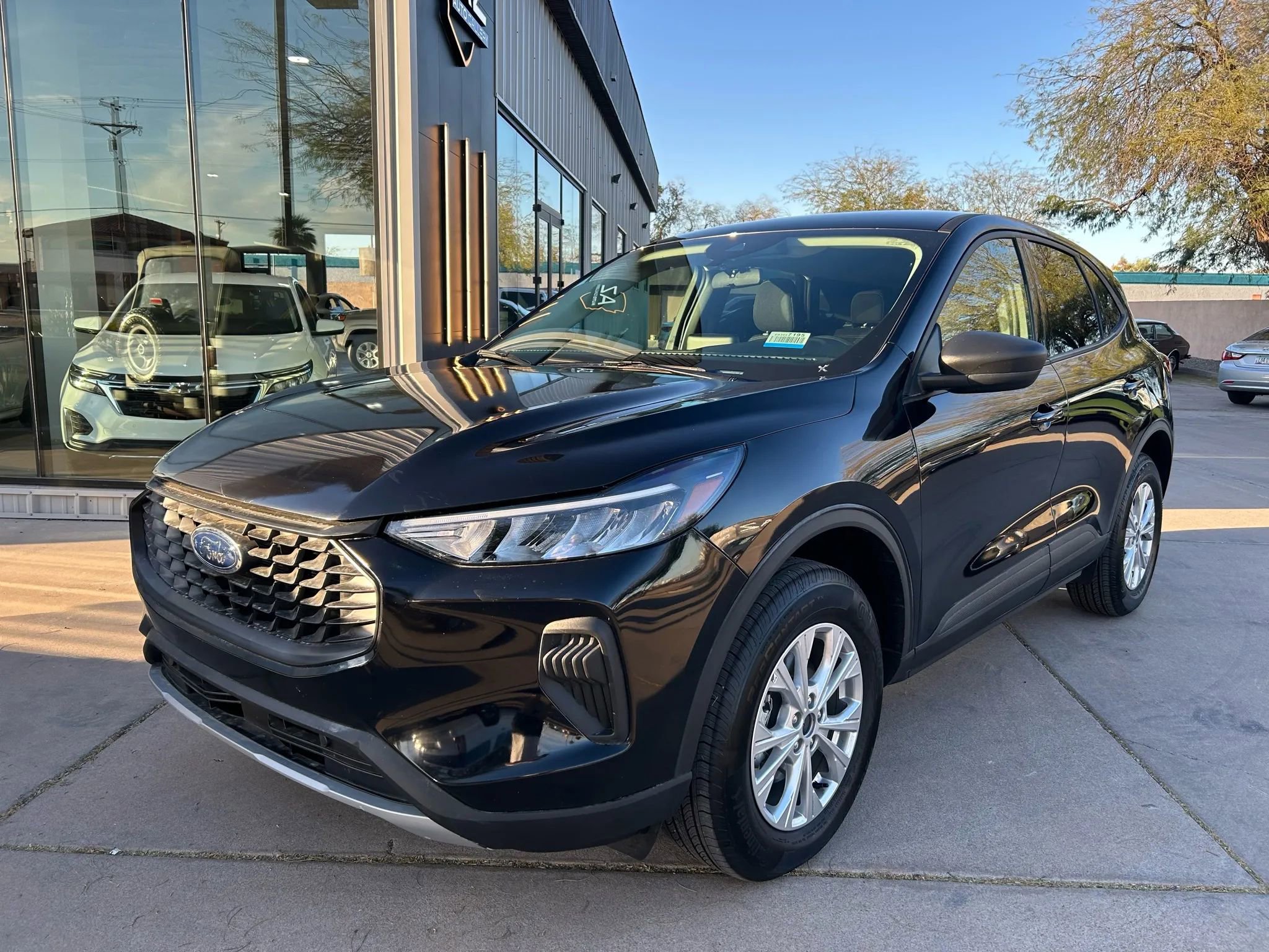 Used 2025 Ford Escape Active image 4