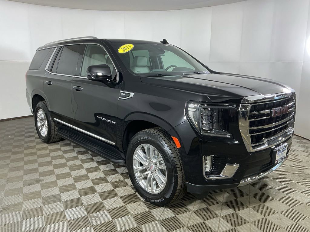 Used 2022 GMC Yukon SLT w/ SLT Luxury Package image 2
