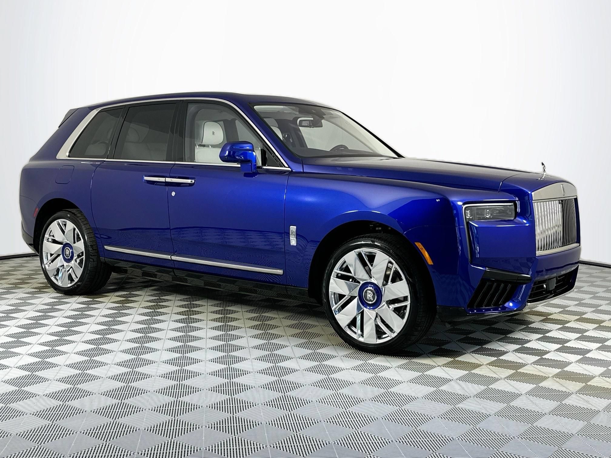New 2026 Rolls-Royce Cullinan AWD/4WD image 6