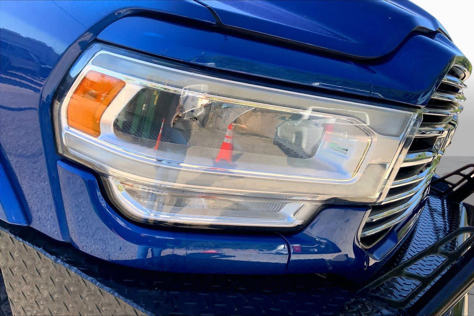 Used 2019 RAM 2500 Laramie AWD/4WD image 27