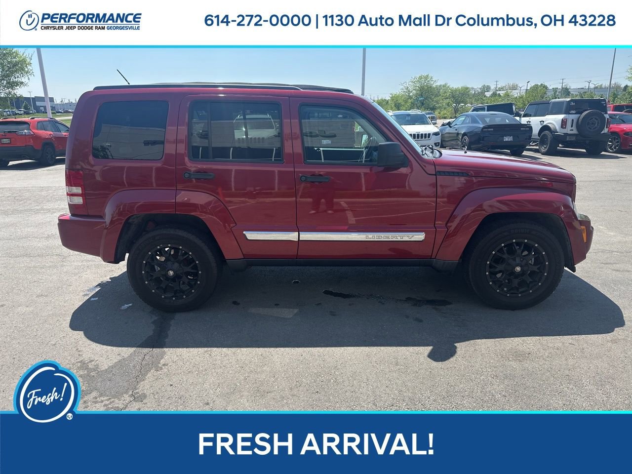 Used 2012 Jeep Liberty Limited w/ Comfort/Convenience Group AWD/4WD image 3