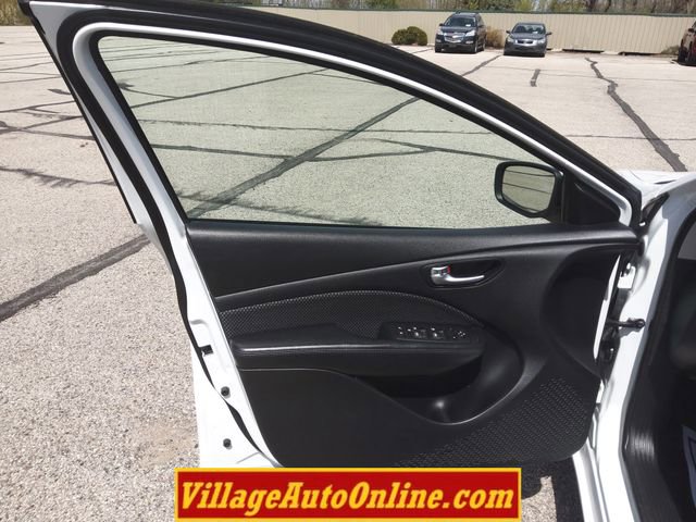 Used 2016 Dodge Dart SE w/ Convenience Group FWD image 11