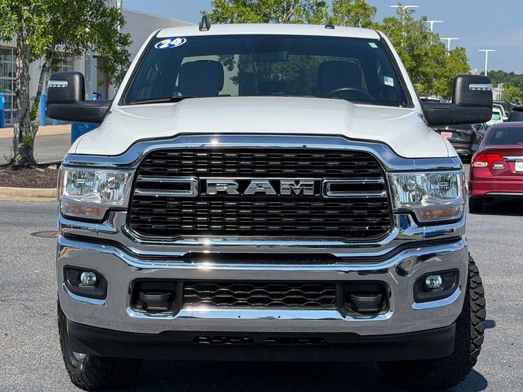 Used 2024 RAM 2500 Big Horn AWD/4WD image 2