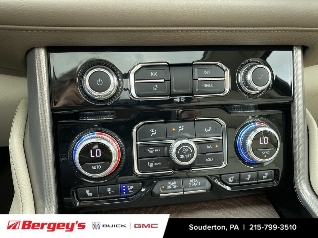 Certified 2023 GMC Yukon XL Denali AWD/4WD image 21