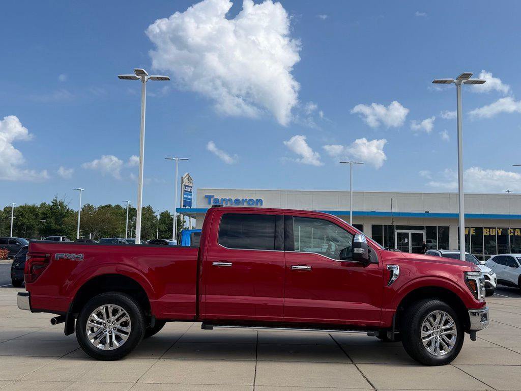Used 2025 Ford F150 Lariat w/ Equipment Group 502A High AWD/4WD image 4