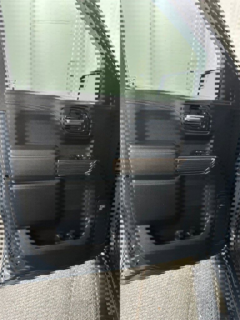 Used 2019 Chevrolet Silverado 1500 RST w/ All-Star Edition image 8