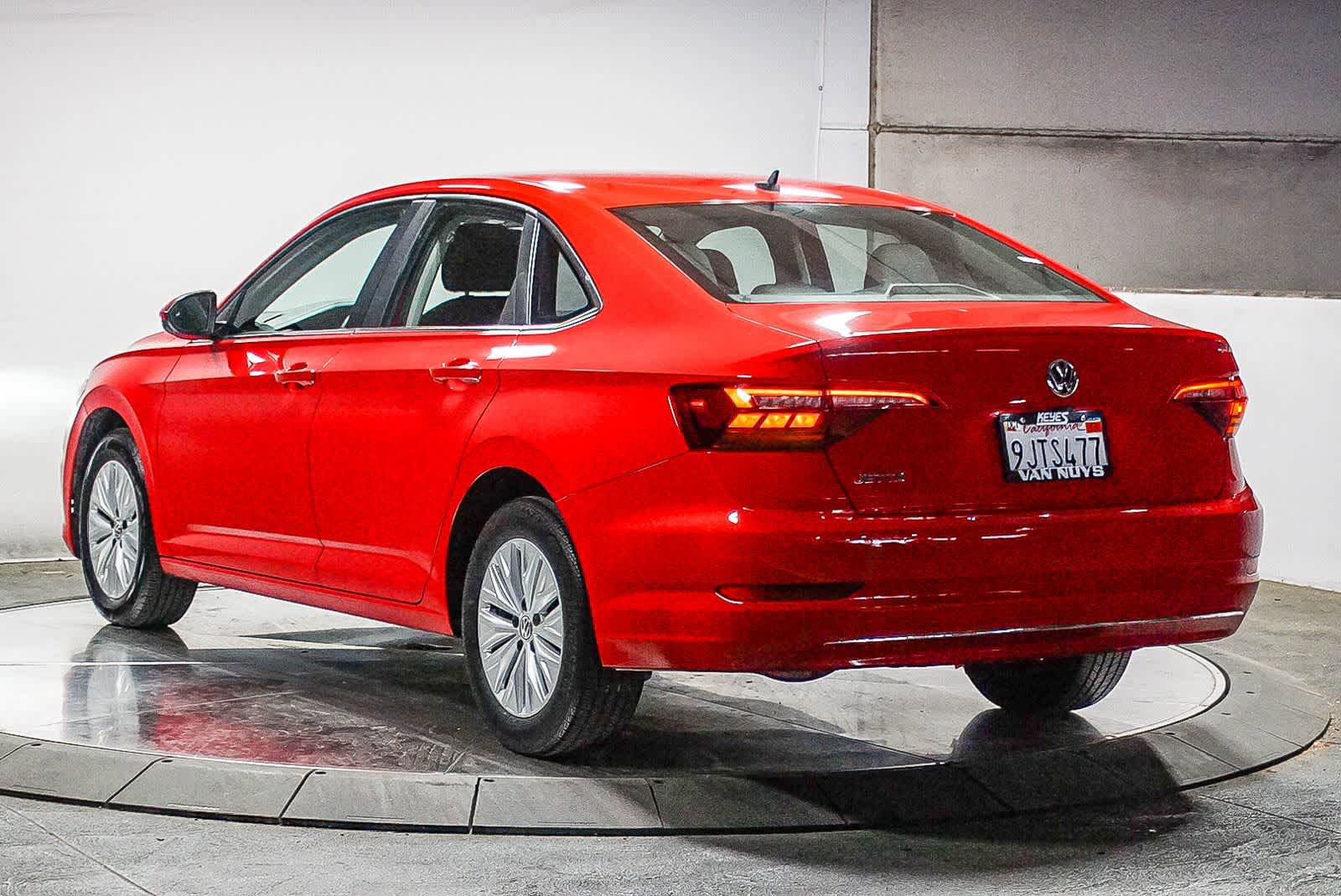 Used 2019 Volkswagen Jetta S w/ Driver Assistance Package image 8