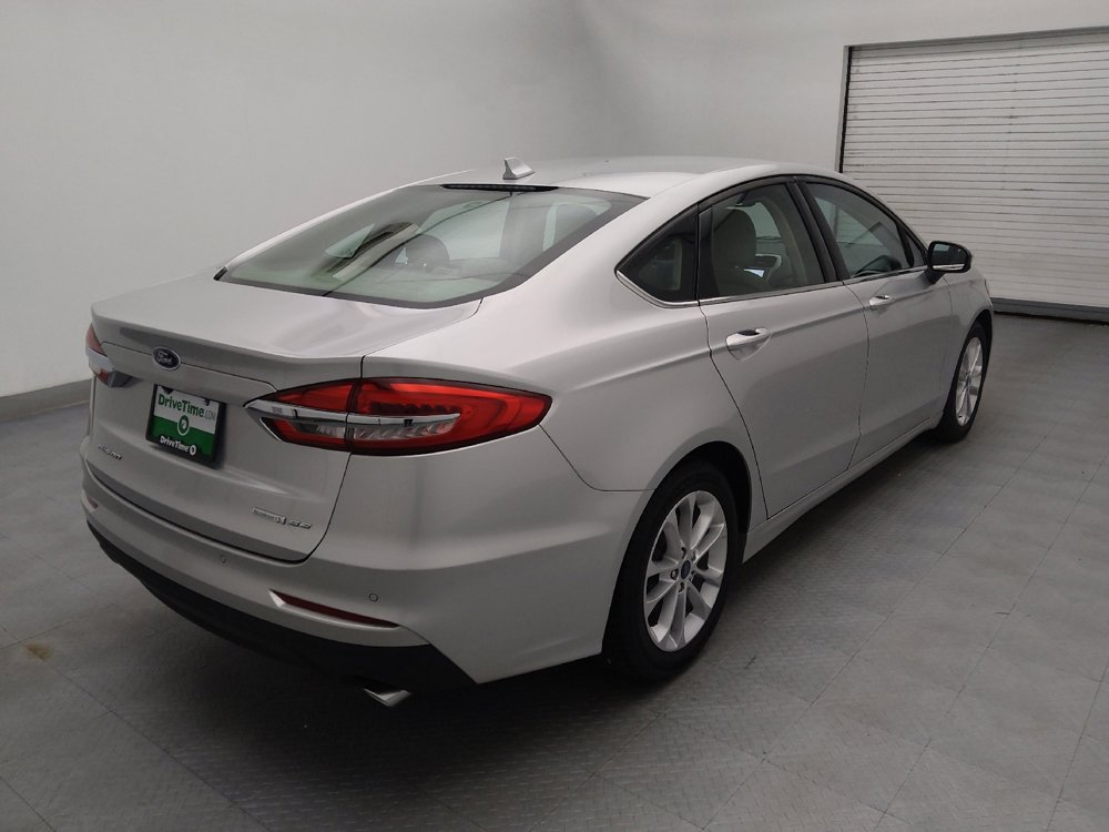 Used 2019 Ford Fusion SE image 9