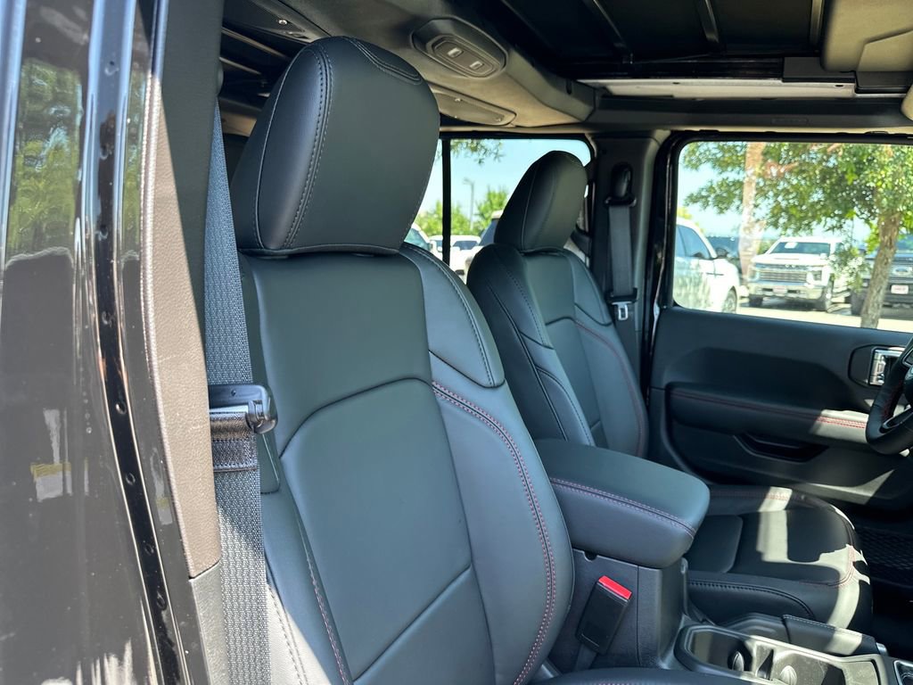 New 2026 Jeep Wrangler Unlimited Rubicon 392 w/ Quick Order Package 27X Moab AWD/4WD image 34