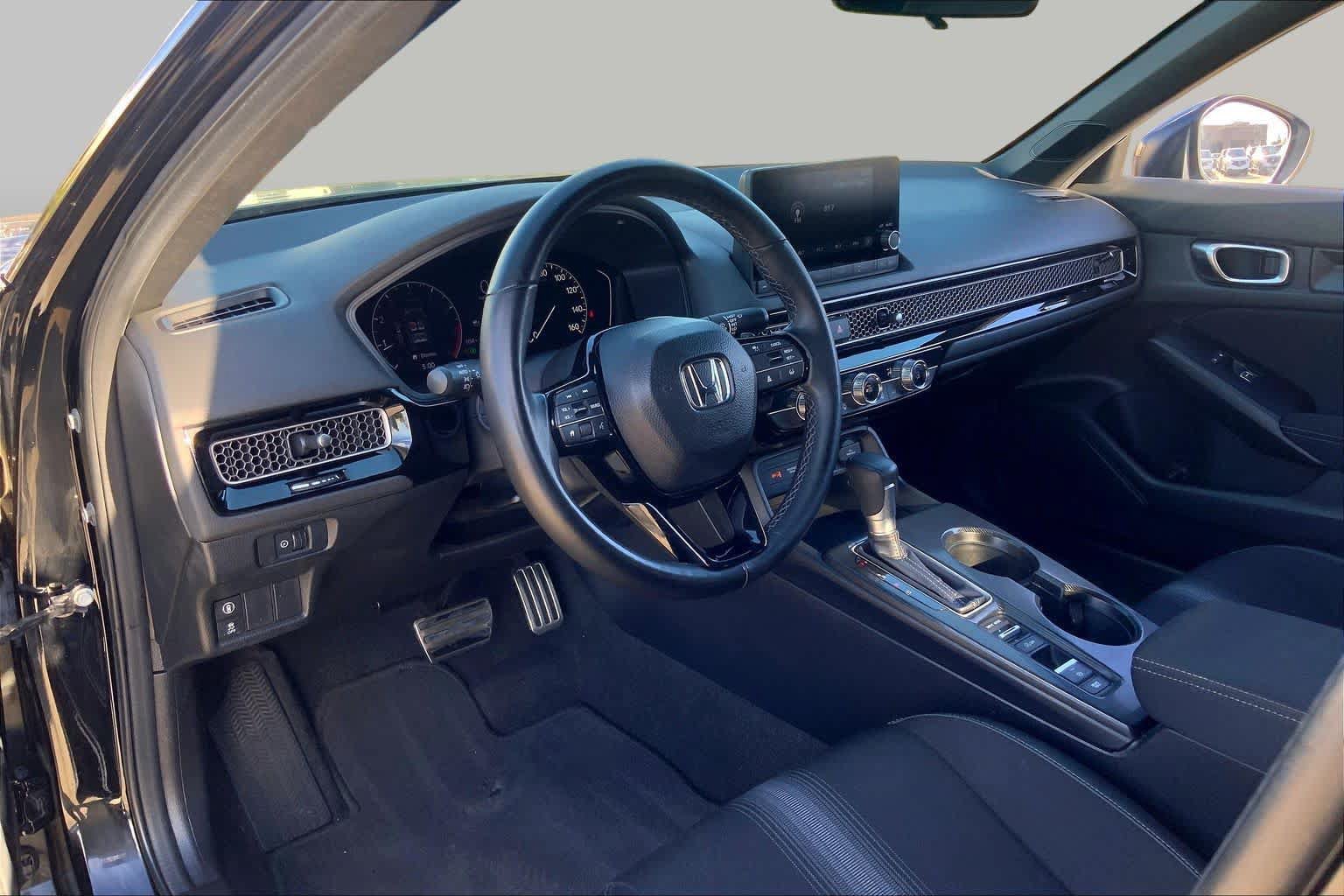 Used 2024 Honda Civic Sport image 17