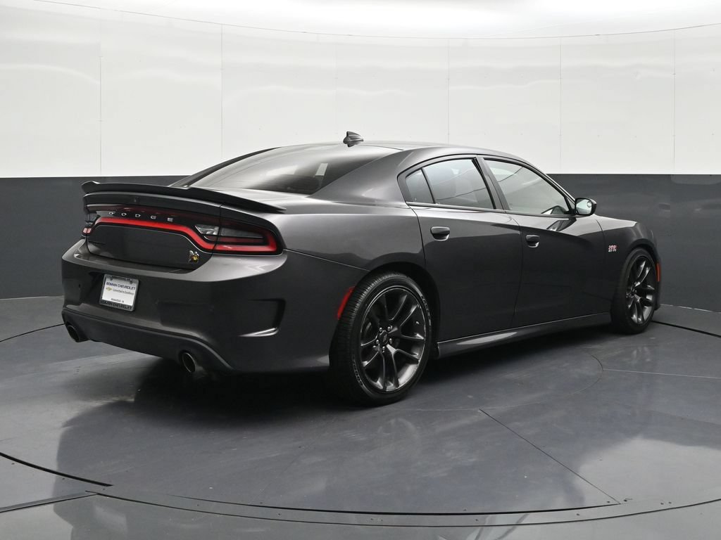 Used 2022 Dodge Charger Scat Pack RWD image 5
