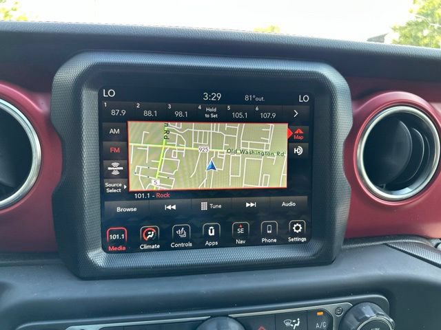 Used 2023 Jeep Wrangler Unlimited Rubicon w/ LED Lighting Group AWD/4WD image 10