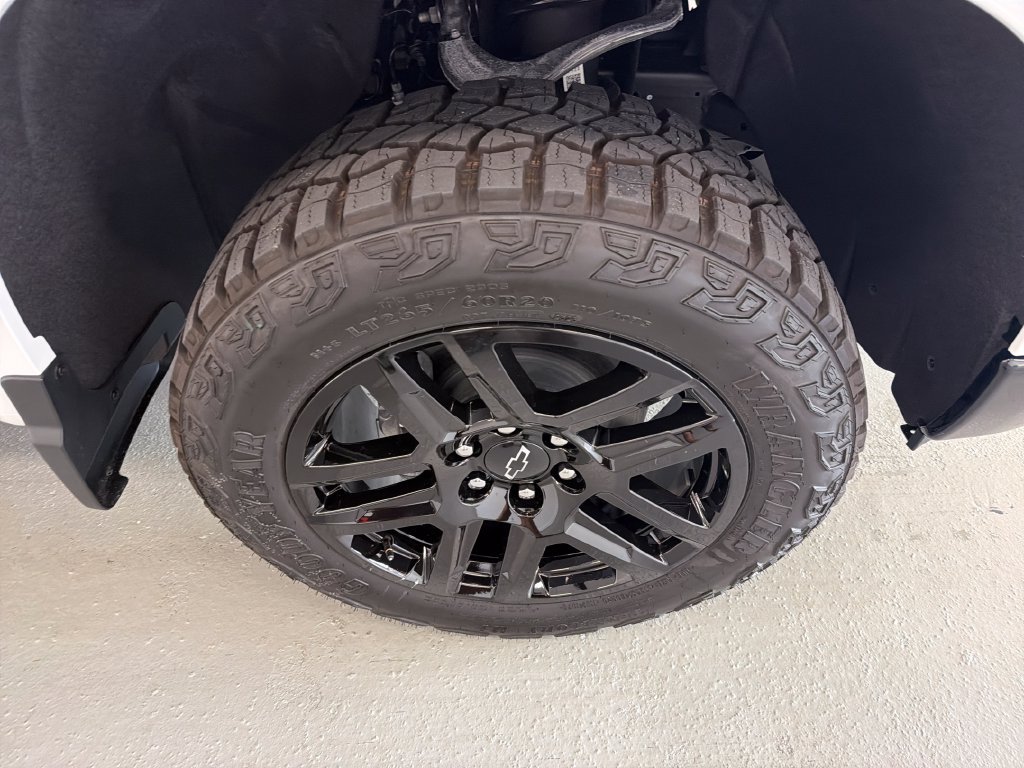 New 2026 Chevrolet Silverado 1500 Custom Trail Boss AWD/4WD image 4