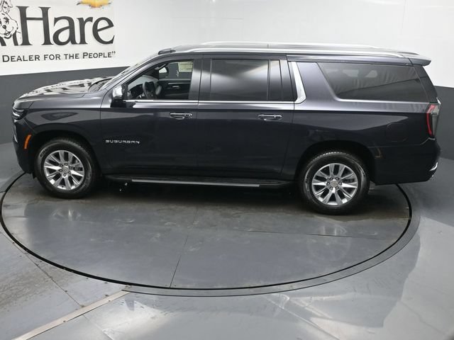 New 2026 Chevrolet Suburban Premier w/ Sun And Tow Package AWD/4WD image 22