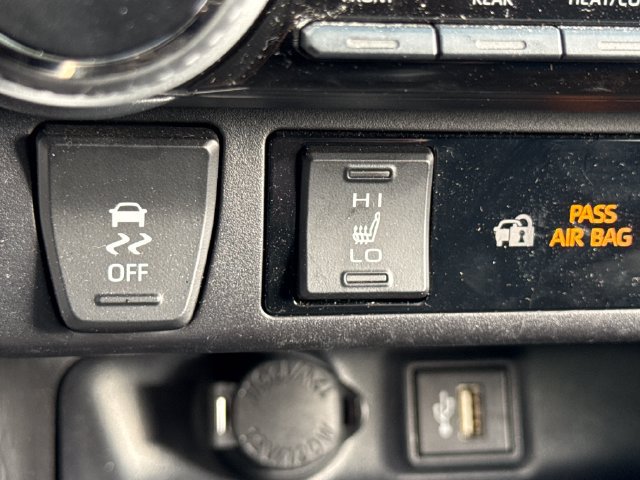 Certified 2025 Toyota RAV4 XLE w/ Convenience Package AWD/4WD image 34