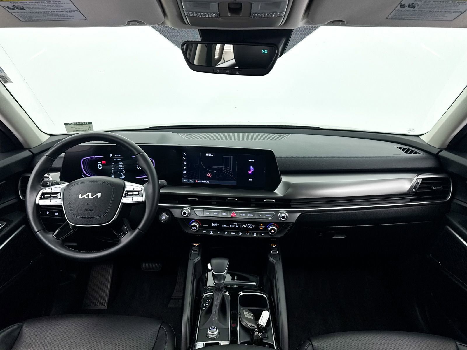 Certified 2025 Kia Telluride S image 22