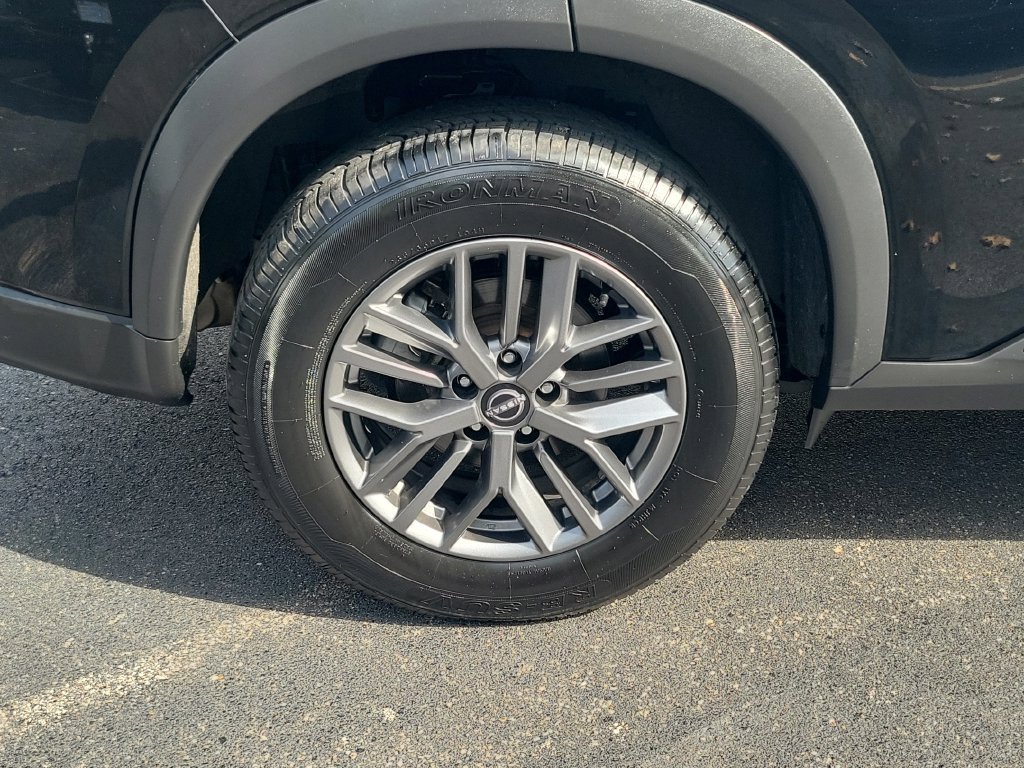 Used 2024 Nissan Rogue S FWD image 8