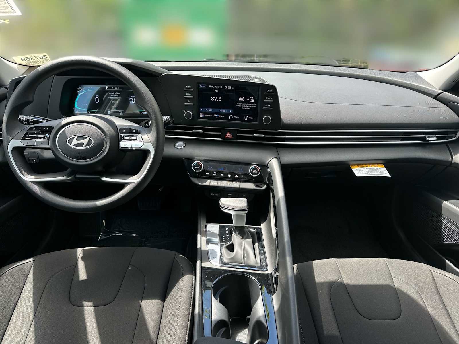 New 2026 Hyundai Elantra Hybrid FWD image 11