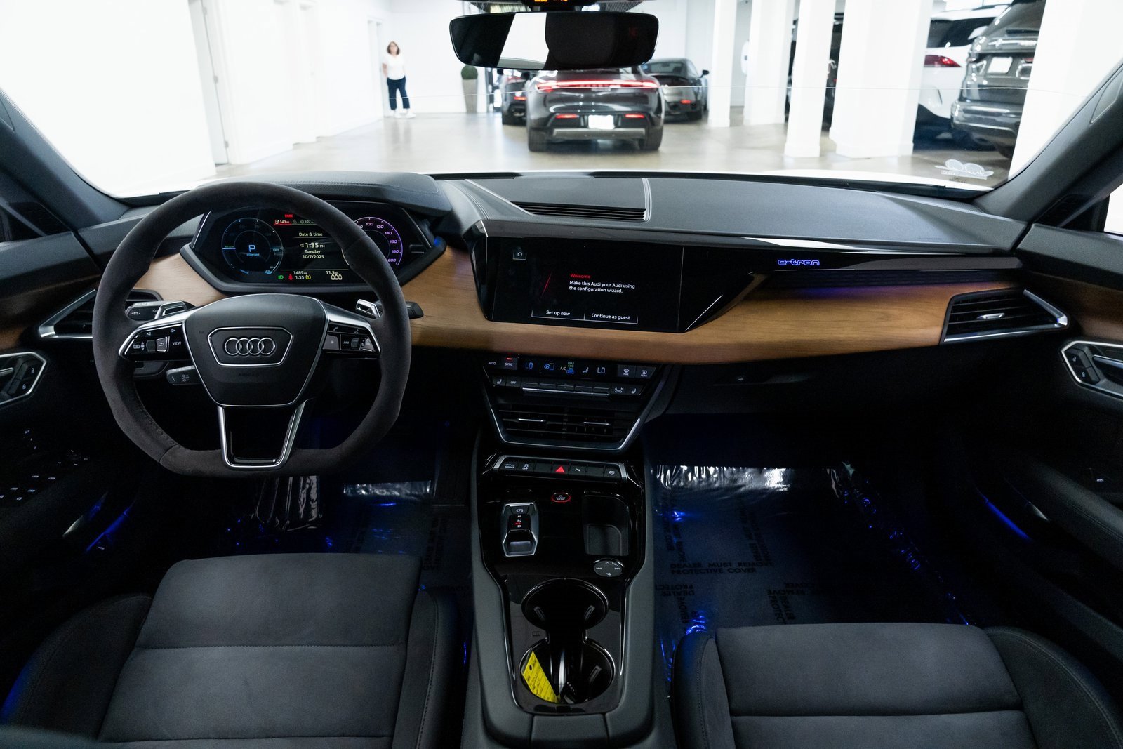 Used 2024 Audi e-tron GT Premium Plus image 9