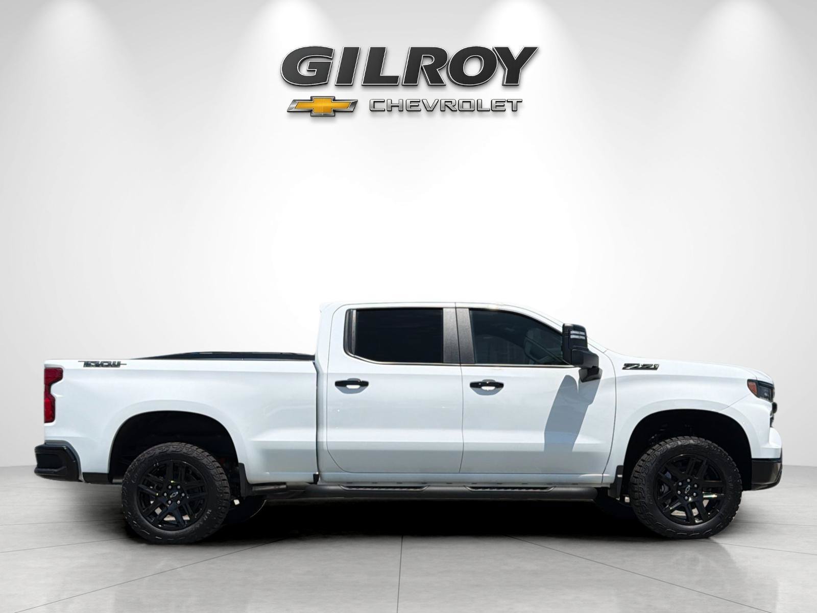New 2026 Chevrolet Silverado 1500 LT Trail Boss w/ Dark Appearance Package AWD/4WD image 2