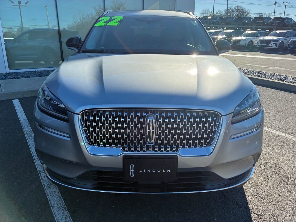 Certified 2022 Lincoln Corsair AWD w/ Equipment Group 101A image 9