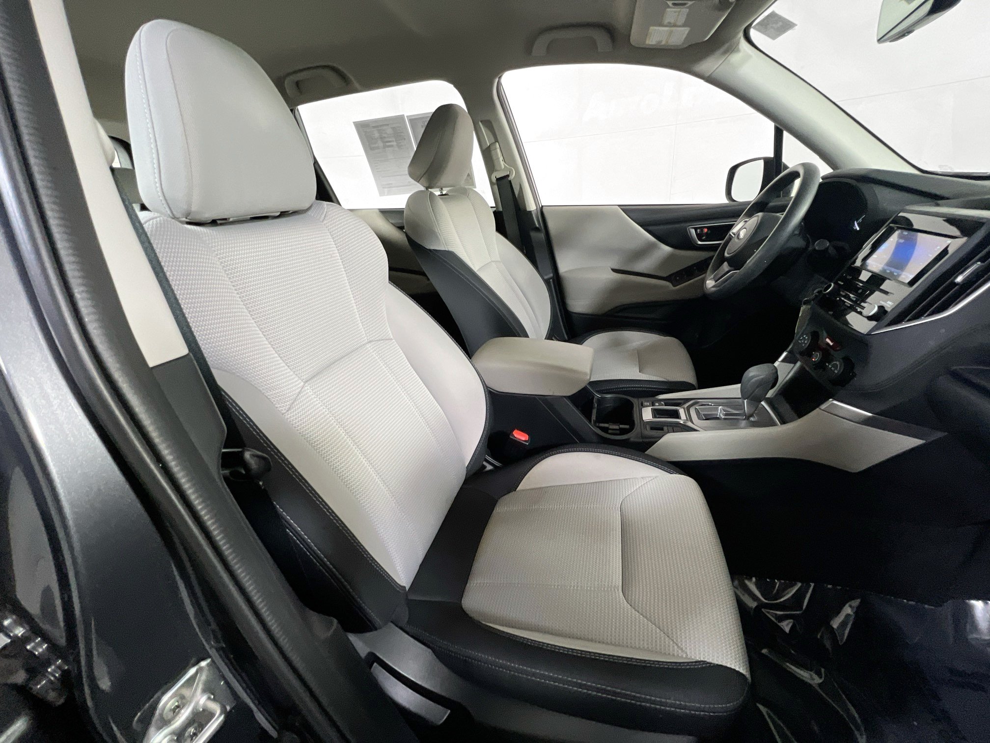 Used 2022 Subaru Forester AWD/4WD image 25