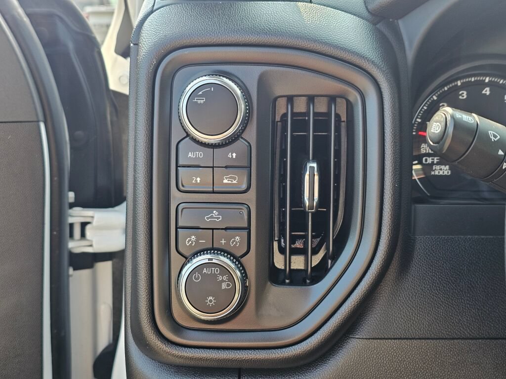 Used 2024 GMC Sierra 1500 Pro w/ Graphite Edition AWD/4WD image 32